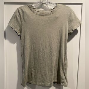 Athleta T Shirt